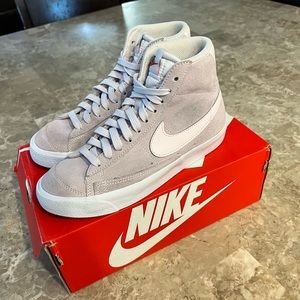 🚨SOLD🚨Nike Blazer Mid 77 Suede (GS)